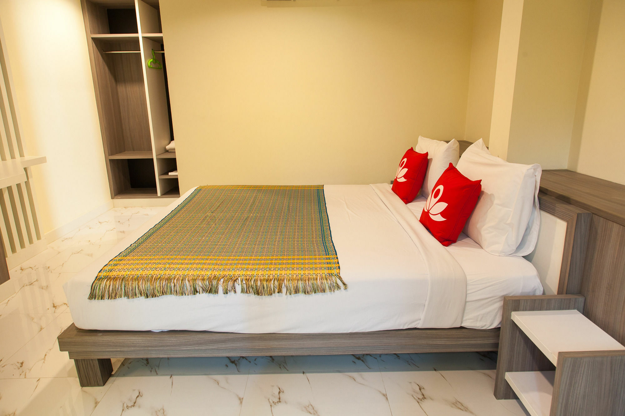 Zen Rooms Samsen 3 Bangkok Eksteriør billede